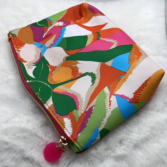4/$25 Ipsy Glam Bag May 2023 - Bright Abstract Floral w Pink and Gold Accents - Picture 4 of 4